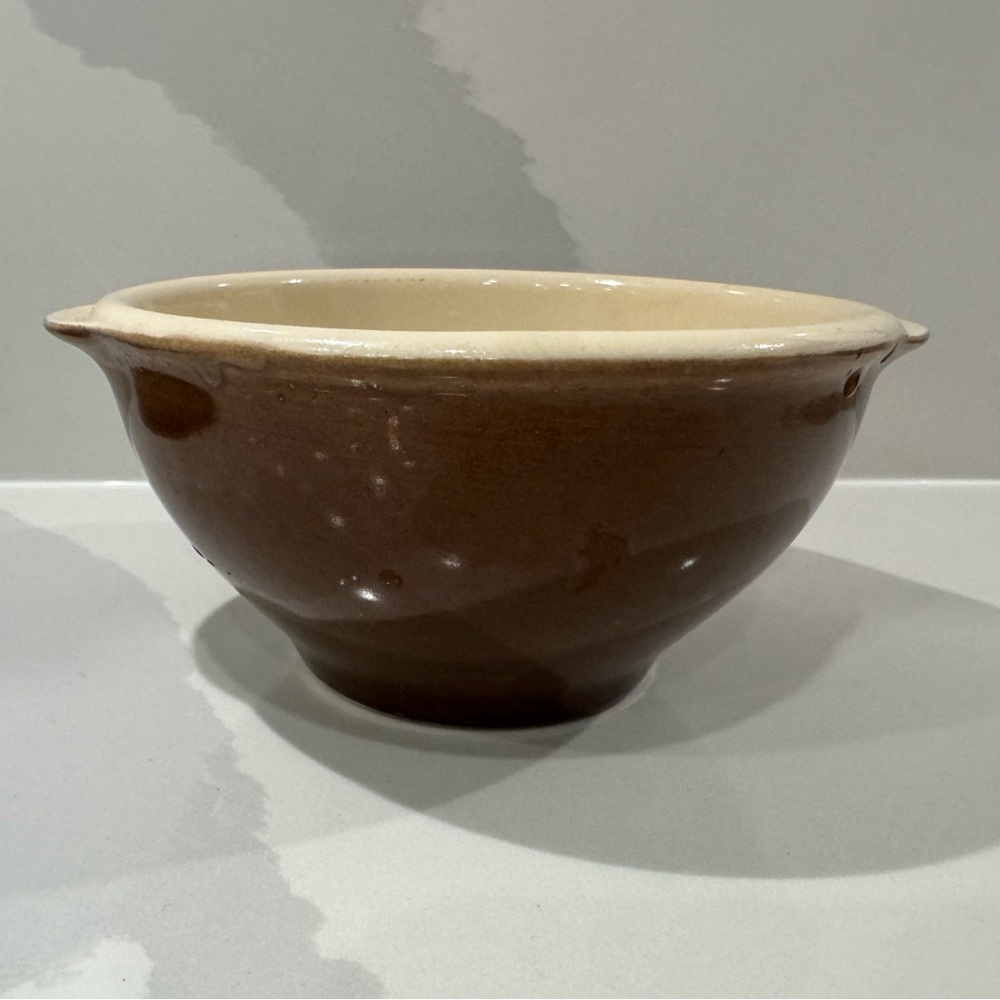 Vintage Emile Henry Gratin bowl